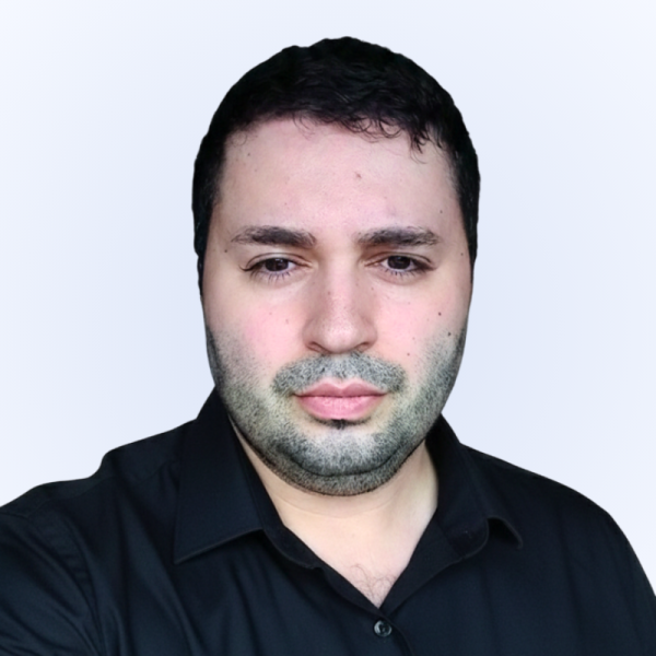 Cornel Manu - Fractional CMO for B2B SaaS